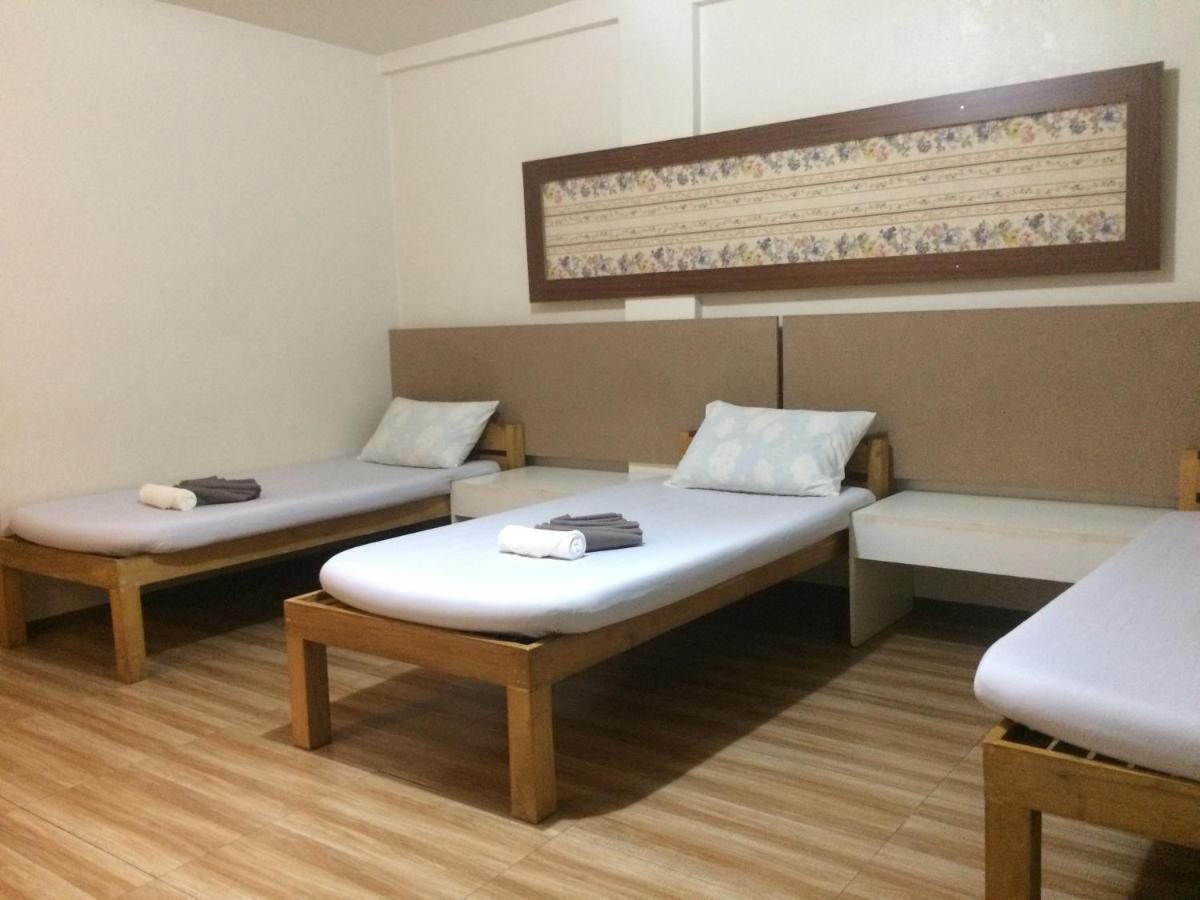 Crisfil'S Lodge Incorporated Dumaguete City Extérieur photo